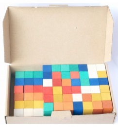 102 Drewniane Sześciany z kolorowego drewna - liczmany