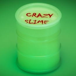 Beczułka masy świecącej w ciemności